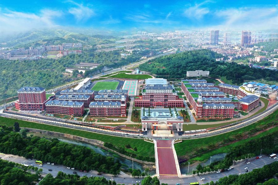 郴州市一中新校区1.jpg